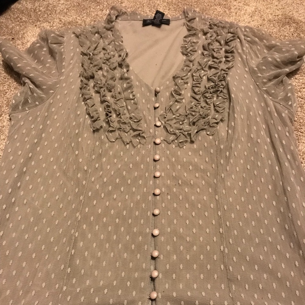 Gray Shortsleeve ruffled dress shirt